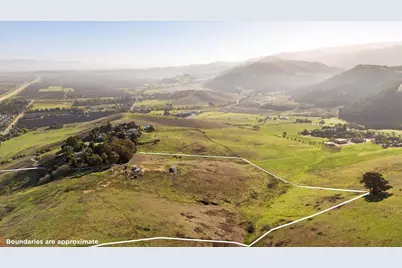 15 Stephens Dr, San Juan Bautista, CA 95045 - Photo 9