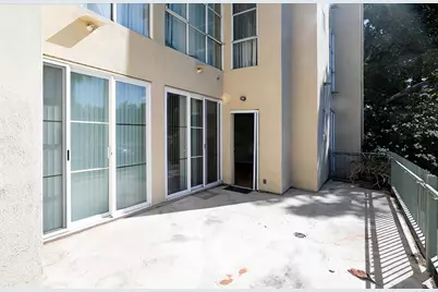 97 E Saint James St 21, San Jose, CA 95112 - Photo 21