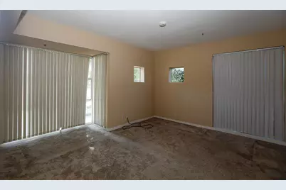 97 E Saint James St 21, San Jose, CA 95112 - Photo 19