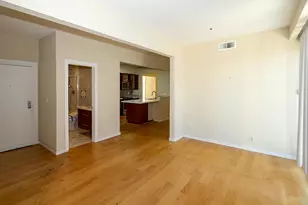 97 E Saint James St 21, San Jose, CA 95112 - Photo 7