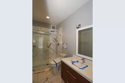 97 E Saint James St 21, San Jose, CA 95112 - Photo 3