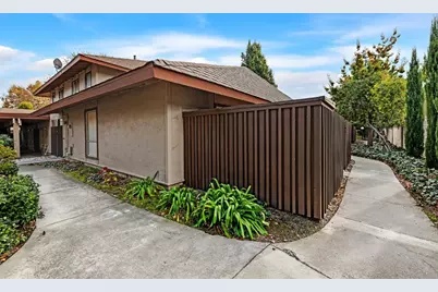 205 Red Oak Dr M, Sunnyvale, CA 94086 - Photo 3