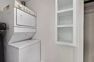 205 Red Oak Dr M, Sunnyvale, CA 94086 - Photo 23