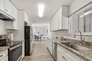 1598 Willowbrook Dr, San Jose, CA 95118 - Photo 5