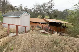 41508 Roaring River Ct, Coarsegold, CA 93614 - Photo 21