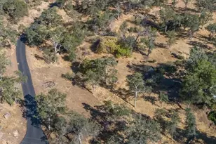 41508 Roaring River Ct, Coarsegold, CA 93614 - Photo 67