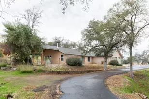 41508 Roaring River Ct, Coarsegold, CA 93614 - Photo 7