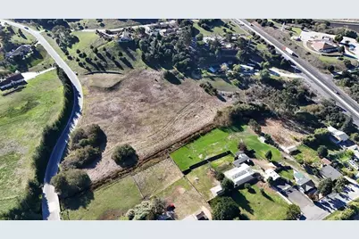 10706 Country Meadows Rd, Salinas, CA 93907 - Photo 3