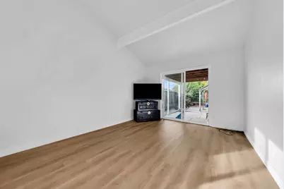 2243 Cooley Ave, East Palo Alto, CA 94303 - Photo 5