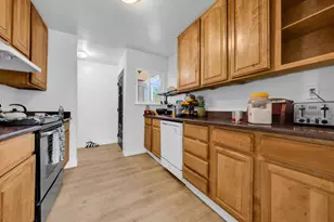 2243 Cooley Ave, East Palo Alto, CA 94303 - Photo 9