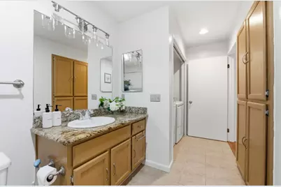 72 Bayside Ct, Richmond, CA 94804 - Photo 19