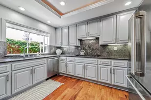 100 Danbury Ln, Redwood City, CA 94061 - Photo 15