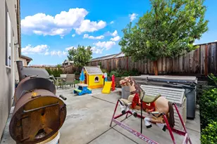 2875 Walker Way, Hollister, CA 95023 - Photo 41