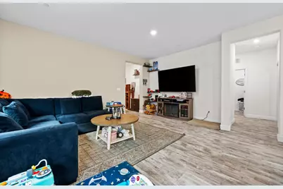 2875 Walker Way, Hollister, CA 95023 - Photo 19