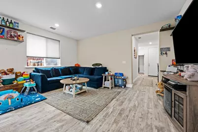 2875 Walker Way, Hollister, CA 95023 - Photo 17