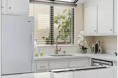 153 California Ave F215, Palo Alto, CA 94306 - Photo 9