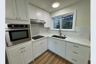 370 Bartlett St 2, San Francisco, CA 94110 - Photo 19