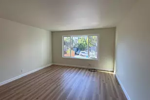 370 Bartlett St 2, San Francisco, CA 94110 - Photo 27