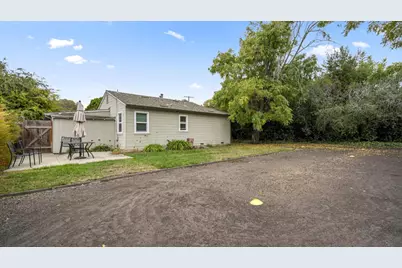 2262 Louis Rd, Palo Alto, CA 94303 - Photo 27