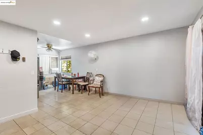 745 Reseda Dr, Sunnyvale, CA 94087 - Photo 25