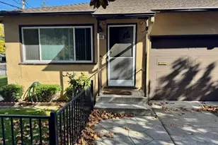 920 Warren St, Redwood City, CA 94063 - Photo 1