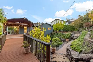 3848 Vineyard Dr, Redwood City, CA 94061 - Photo 37