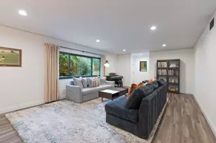 25315 Flanders Dr, Carmel, CA 93923 - Photo 7