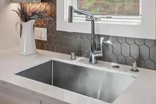 1 Millbrae Cir, Millbrae, CA 94030 - Photo 13