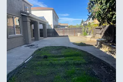 8747 Gessnger Dr, Elk Grove, CA 95624 - Photo 13