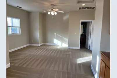 8747 Gessnger Dr, Elk Grove, CA 95624 - Photo 7