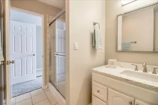 84 Rancho Dr H, San Jose, CA 95111 - Photo 17