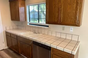 1053 Riker St 6, Salinas, CA 93901 - Photo 7