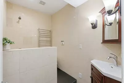 203 Peppermint Tree Ter 8, Sunnyvale, CA 94086 - Photo 9