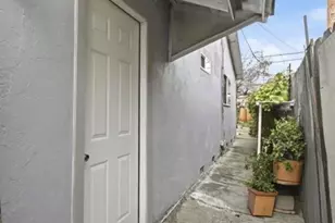 866 McCreery Ave, San Jose, CA 95116 - Photo 27