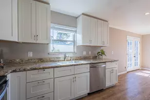 1113 Presidio Blvd, Pacific Grove, CA 93950 - Photo 9