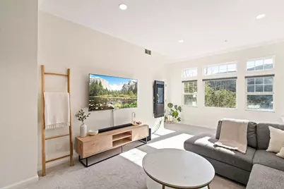 833 Swallowtail Ct, Brisbane, CA 94005 - Photo 1