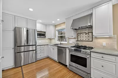 1318 Huron Ave, San Mateo, CA 94401 - Photo 13