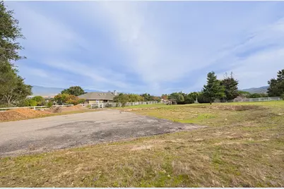 310 Mesa Rd, Salinas, CA 93908 - Photo 59