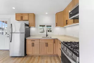 555 McLaughlin Ave 42, San Jose, CA 95116 - Photo 11