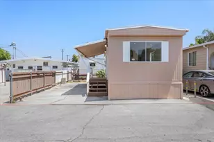 555 McLaughlin Ave 42, San Jose, CA 95116 - Photo 3