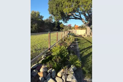 20120 Portola Dr, Salinas, CA 93908 - Photo 29