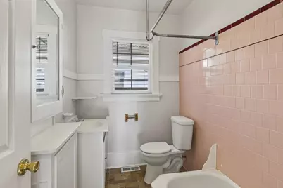 937 S 7th St, San Jose, CA 95112 - Photo 19