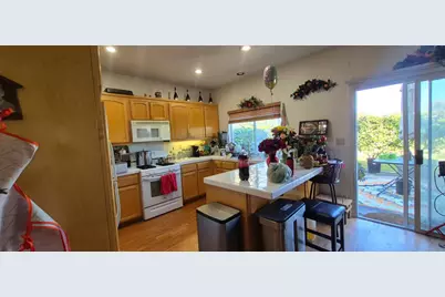 18047 Stonehaven, Salinas, CA 93908 - Photo 11