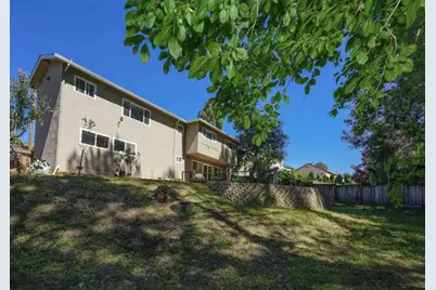 2273 Beckham Way, Hayward, CA 94541 - Photo 11