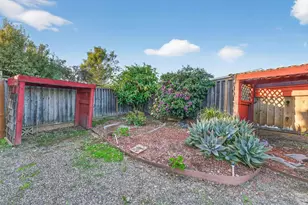 8 Carita Ct, Watsonville, CA 95076 - Photo 25