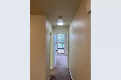 1051 Padre Dr 7, Salinas, CA 93901 - Photo 17