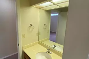 1051 Padre Dr 7, Salinas, CA 93901 - Photo 17