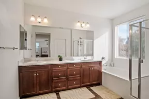 2126 Grapevine Dr, Livingston, CA 95334 - Photo 17