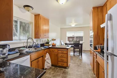 503 W Fox Ct, Redwood City, CA 94061 - Photo 15