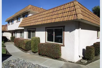 25 Villa Pacheco Ct, Hollister, CA 95023 - Photo 13